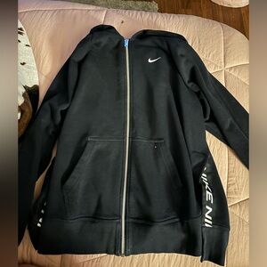 Medium black Nike jacket